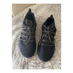 Puma Prowl Alt Mesh Speckle Women’s Training Shoes size 9